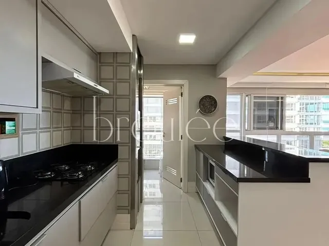 Imagem 5: Apartamento Mobiliado com Vista Mar na Praia Brava para Locação/Aluguel Anual
