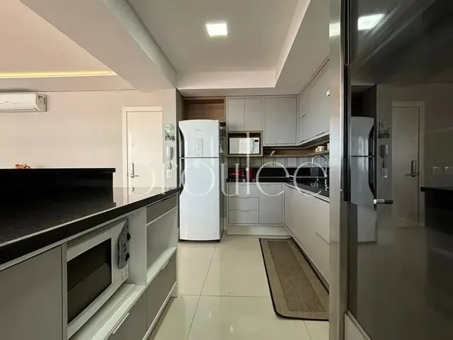 Imagem 13: Apartamento Mobiliado com Vista Mar na Praia Brava para Locação/Aluguel Anual