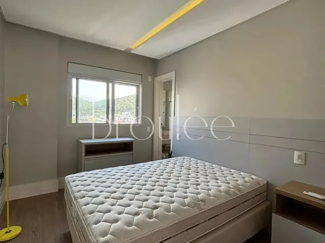 Imagem 4: Apartamento Mobiliado com Vista Mar na Praia Brava para Locação/Aluguel Anual