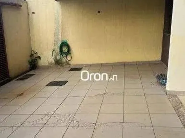 Imagem 9: Sobrado com 4 Dormitórios À Venda, 202 M² por R$ 850.000,00 - Setor Nova Suiça