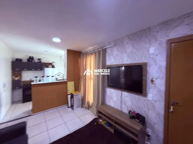 Imagem 3: Vendo Apto de 2/4 com Cozinha, Sala e Banheiro, Andar Térroandar na Região Cent