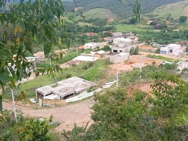 Imagem 8: Lote em Construção