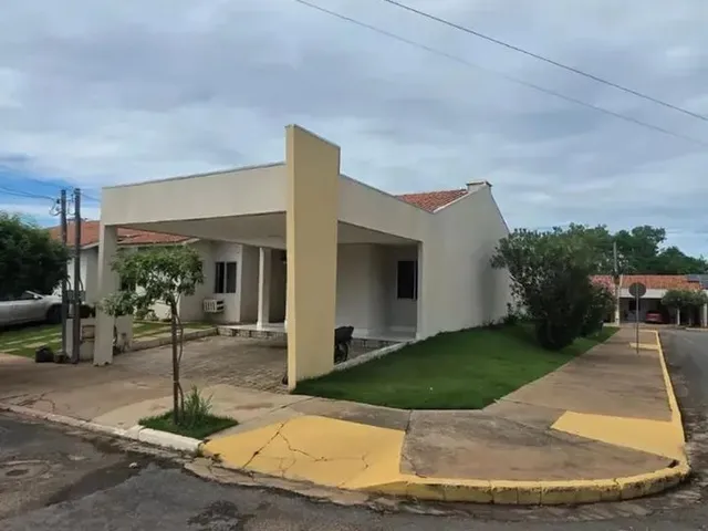 Imagem: Casa de Esquina Condomínio Esmeralda Casa
