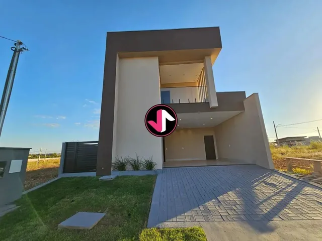 Imagem: A casa em condomínio possui 3 Dormitórios, 3 Suítes, 4