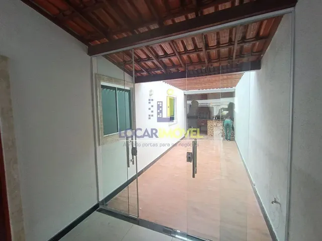 Imagem 6: Vendo Casa Térrea de 3 Quartos Sendo 2 Suites, Área Gourmet com Churrasqueira Garagem