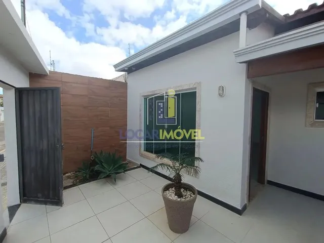 Imagem 3: Vendo Casa Térrea de 3 Quartos Sendo 2 Suites, Área Gourmet com Churrasqueira Garagem