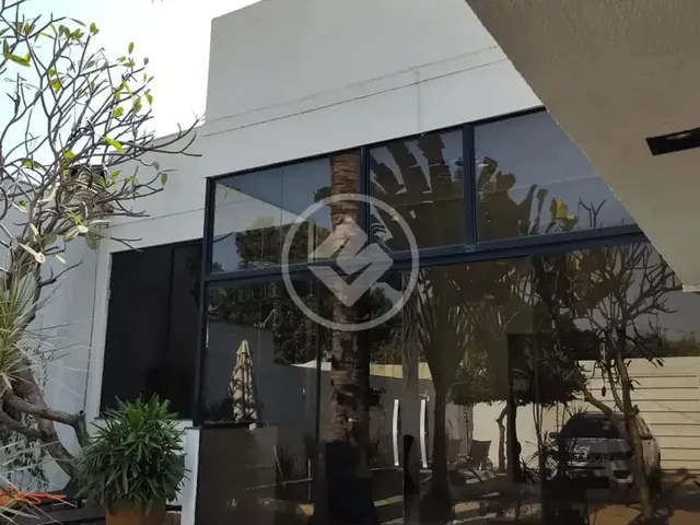 Imagem 11: Casa no Centro de Várzea Grande, 1 Km do Aeroporto, Casa com Piscina, Quarto com Banheira