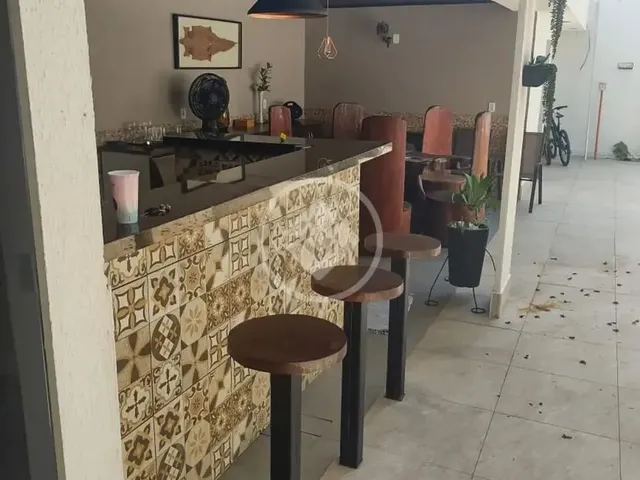Imagem 10: Casa no Centro de Várzea Grande, 1 Km do Aeroporto, Casa com Piscina, Quarto com Banheira