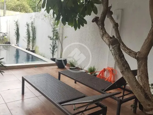 Imagem 3: Casa no Centro de Várzea Grande, 1 Km do Aeroporto, Casa com Piscina, Quarto com Banheira