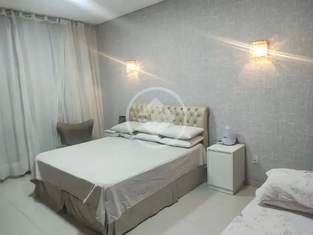 Imagem 7: Casa no Centro de Várzea Grande, 1 Km do Aeroporto, Casa com Piscina, Quarto com Banheira