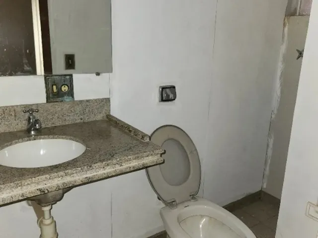 Imagem 6: Sala com 100M² Centro Bh