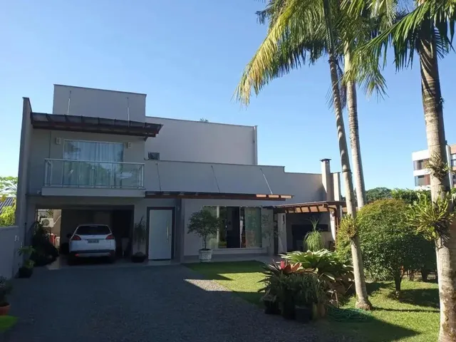 Imagem: Casa no Costa e Silva com 4 Quartos para