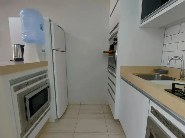 Imagem 12: Imóvel para Aluguel com 75 Metros Quadrados com 2 Quartos em Centro - Bombinhas - Sc