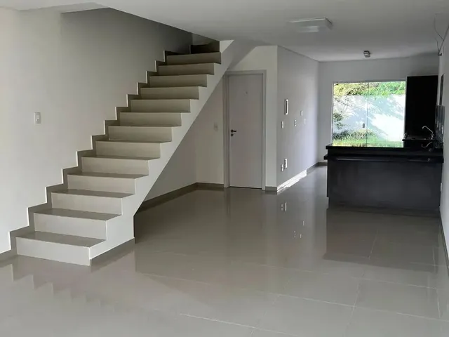 Imagem: Sobrado Geminado Locação