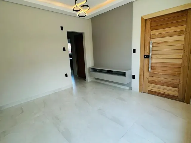 Imagem 2: Casa com 4 Quartos e Móveis Planejados a 700 Metros do Banco do Brasil em Lavras Mg