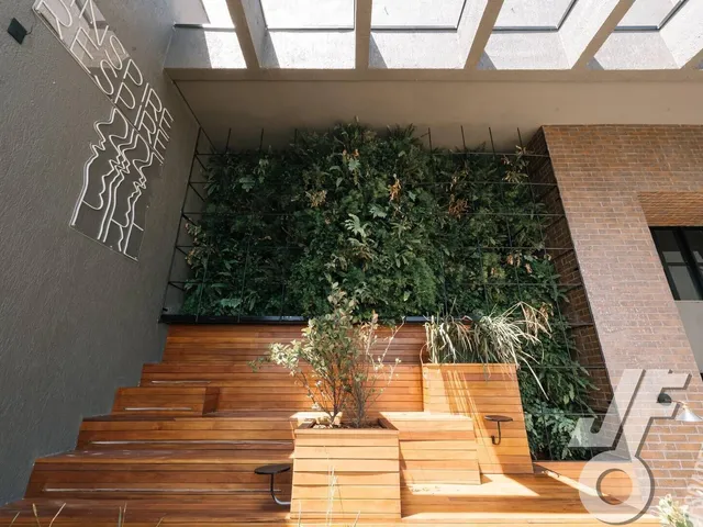 Imagem 2: Studio Mobiliado no Canto - Design e Funcionalidade