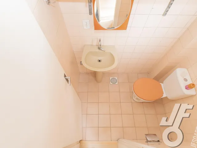 Imagem 4: Sua Sede no Coração de Pelotas: Sala Comercial na Galeria Firenze