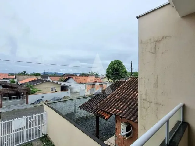 Imagem 4: Geminado com 2 Quartos, Sendo 1 Deles com Sacada, 1 Banheiro Social e 2 Vaga de Garagem No