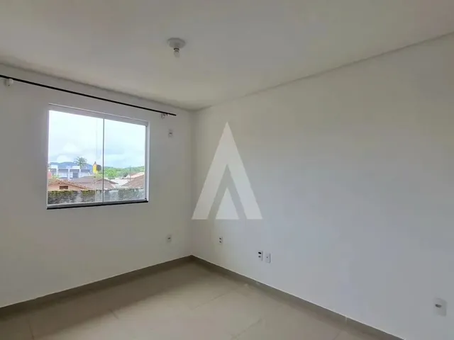 Imagem 12: Geminado com 2 Quartos, Sendo 1 Deles com Sacada, 1 Banheiro Social e 2 Vaga de Garagem No