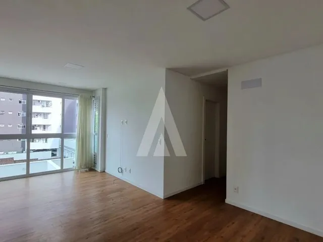 Imagem 12: Apartamento com 2 Quartos, Sendo 1 Suíte, Sacada com Churrasqueira e Elevador no Bairro
