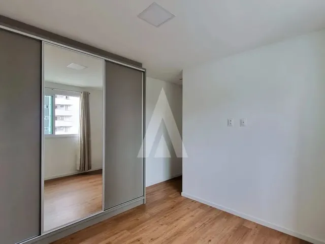 Imagem 4: Apartamento com 2 Quartos, Sendo 1 Suíte, Sacada com Churrasqueira e Elevador no Bairro