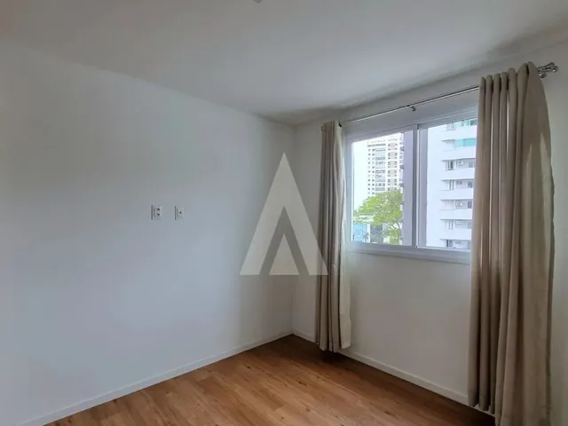 Imagem 15: Apartamento com 2 Quartos, Sendo 1 Suíte, Sacada com Churrasqueira e Elevador no Bairro