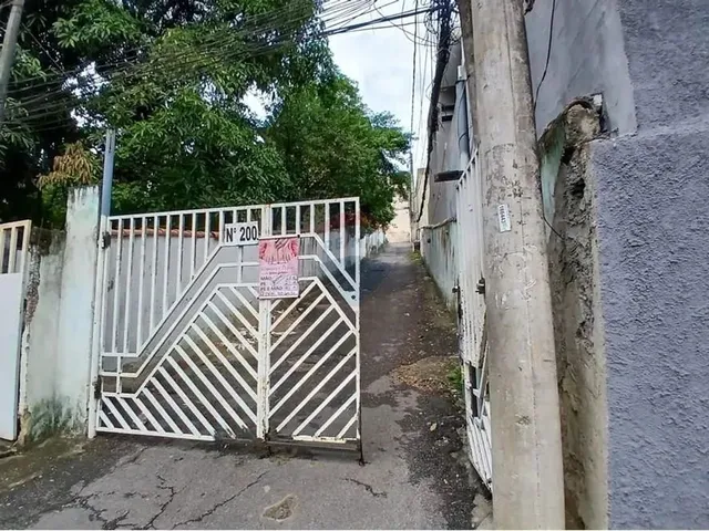 Imagem: Casa a Venda com 2 Quartos em Vila Valqueire