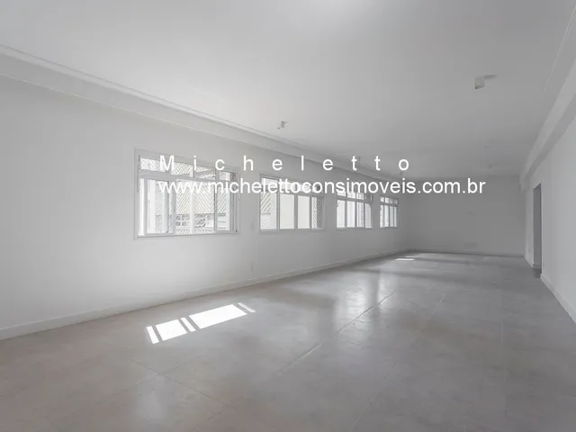 Imagem: O apartamento possui 3 Dormitórios, 1 Suíte, 4 Banheiros,