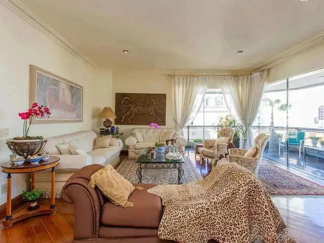 Imagem: O apartamento possui 4 Dormitórios, 4 Suítes, 5