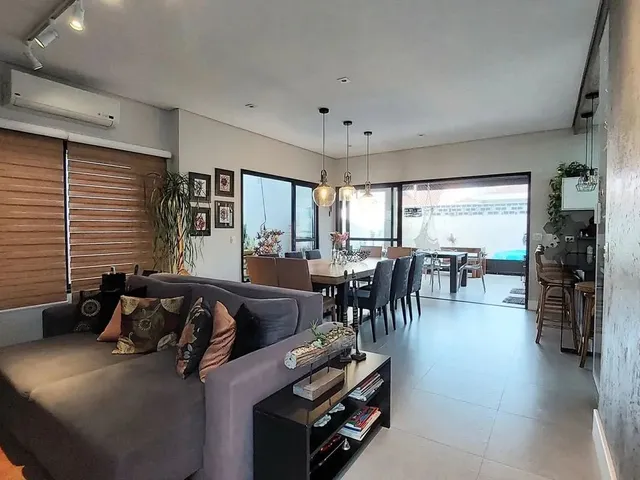 Imagem: Casa em Rua Iraúna - Moema - São Paulo/Sp