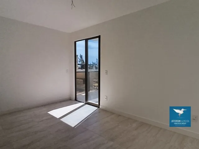 Imagem 3: Casa Duplex Nova em Condomínio Com Vista para a Lagoa na Av. Recreio e Próximo ao Porto