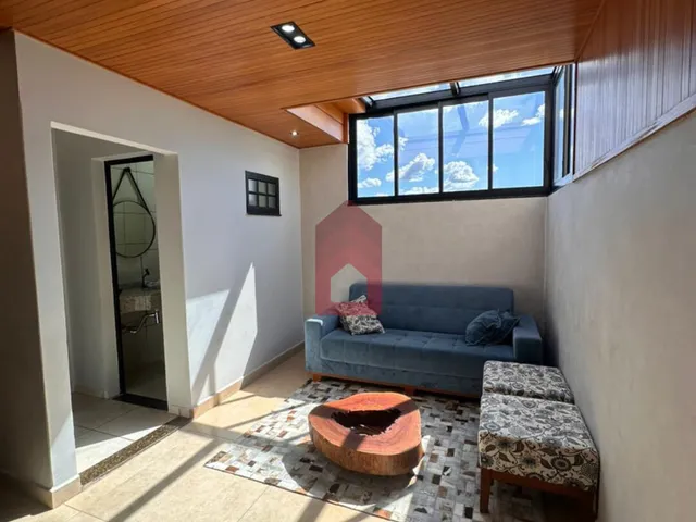 Imagem 10: Casa com Eletrodomésticos e Placas Solares, Pronta pra Morar!