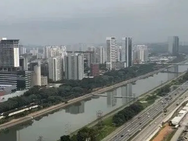 Imagem: Apartamento com 4 Suítes 4 Vagas a Venda