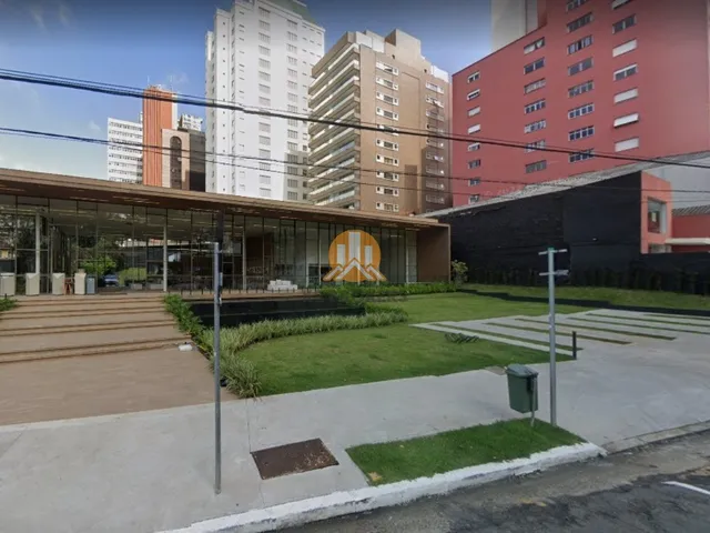 Imagem: Ampla Loja Comercial de 1.215M² À Venda