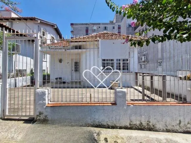 Imagem: Casa Ampla e Bem Localizada no Centro de