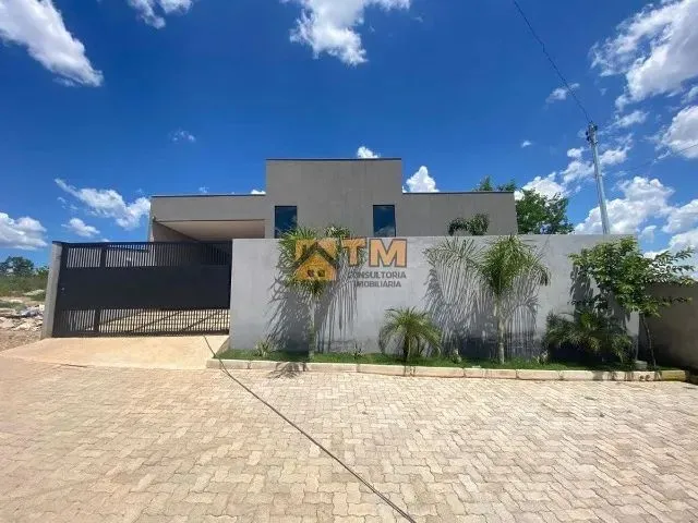 Imagem: Excelente Casa com Fino Acabamento, Jardim