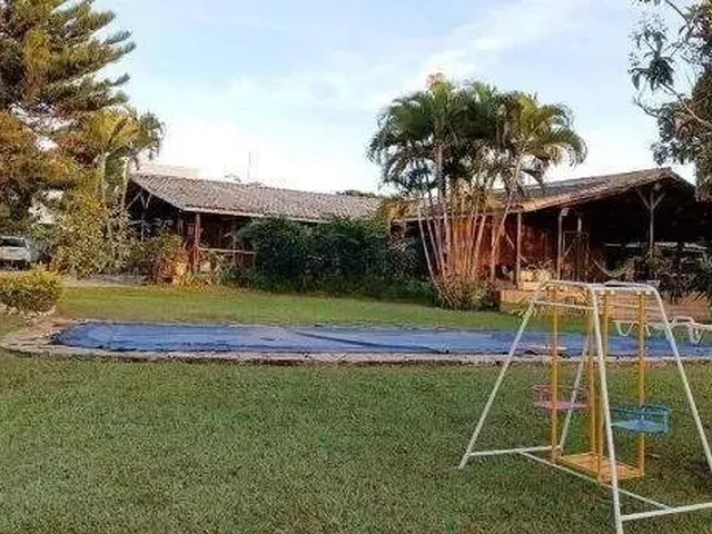 Imagem 3: Casa 4 Quartos, 2 Suítes, Varanda, em Lote de 3.680M² À Venda no Smpw - Park Way