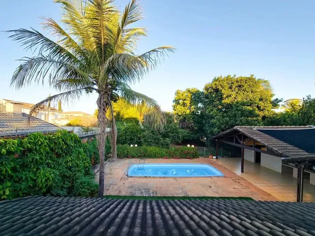 Imagem 12: Casa 5 Quartos - Varanda - Aquecimento Solar - Piscina - Jardim