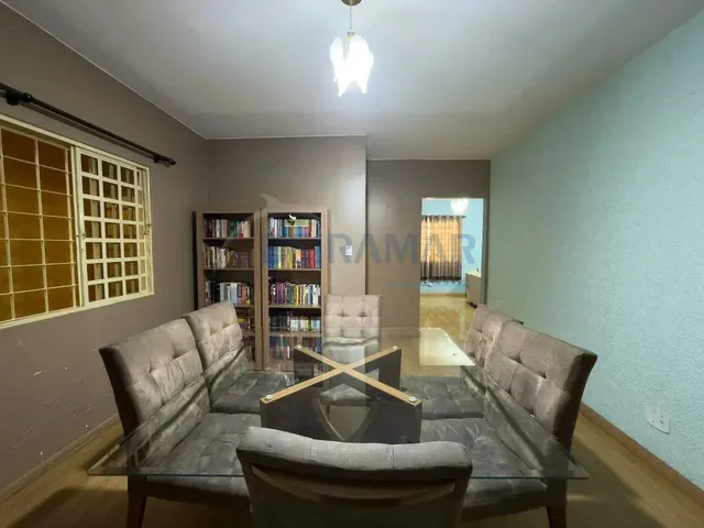 Imagem 2: Casa 3 Quartos, 2 Suítes, Dce, 5 Vagas de Garagem Cobertas À Venda na Qna - Taguatinga