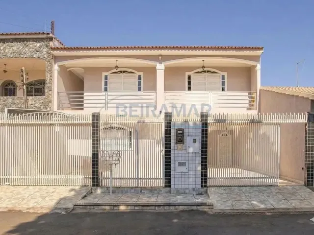Imagem: Casa de 5 Quartos, 4 Suítes e 6 Vagas de