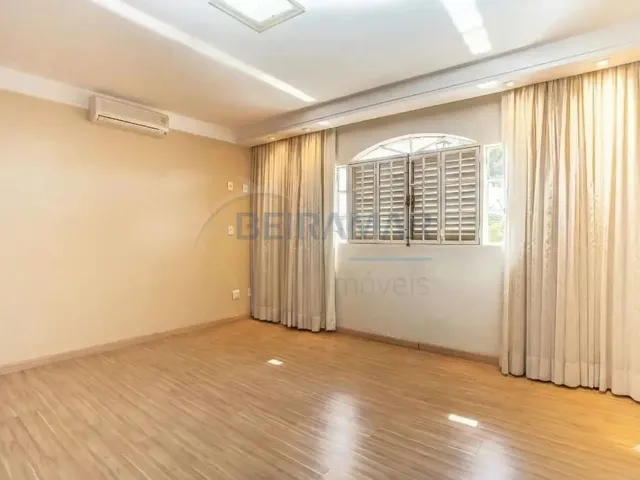 Imagem 10: Casa de 5 Quartos, 4 Suítes e 6 Vagas de Garagem À Venda - Guará II