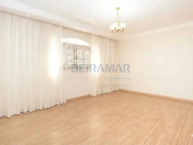 Imagem 6: Casa de 5 Quartos, 4 Suítes e 6 Vagas de Garagem À Venda - Guará II
