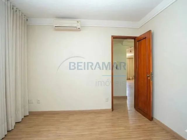 Imagem 5: Casa de 5 Quartos, 4 Suítes e 6 Vagas de Garagem À Venda - Guará II