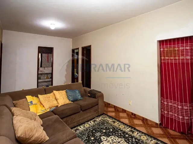 Imagem: Casa de Esquina com 2 Residências 3 Quartos