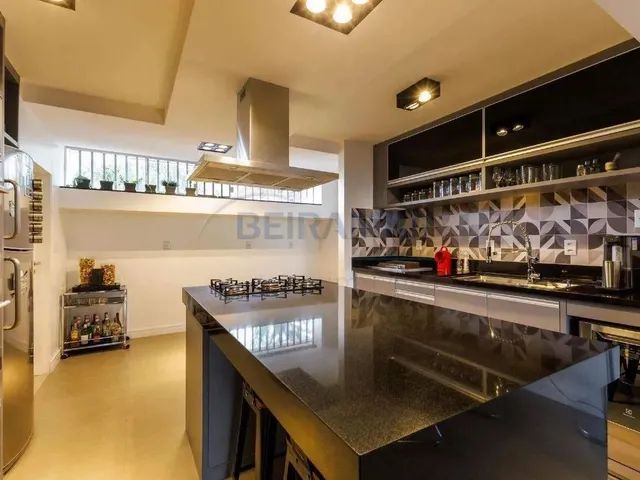 Imagem 6: Apartamento Reformado com 3 Quartos, Suíte e Vaga de Garagem Coberta À Venda na Sqs 203