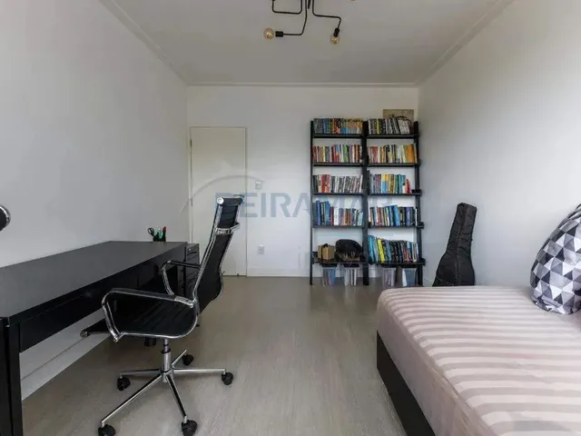 Imagem 5: Apartamento Reformado com 3 Quartos, Suíte e Vaga de Garagem Coberta À Venda na Sqs 203