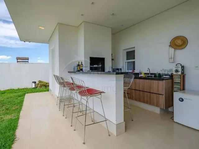 Imagem 7: Casa de Condomínio 4 Quartos, 3 Suítes, 4 Vagas de Garagem À Venda no Condomínio