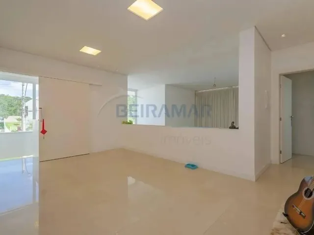 Imagem 11: Casa de Condomínio 4 Quartos, 3 Suítes, 4 Vagas de Garagem À Venda no Condomínio