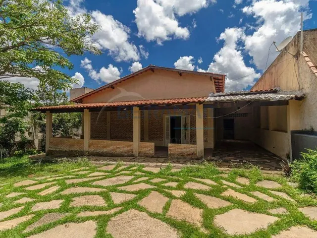 Imagem 16: Casa em Arniqueiras, Aconchegante com 4 Quartos, 3 Suítes, Closet, 3 Vagas de Garagem