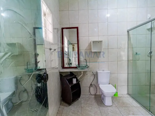 Imagem 2: Casa em Arniqueiras, Aconchegante com 4 Quartos, 3 Suítes, Closet, 3 Vagas de Garagem